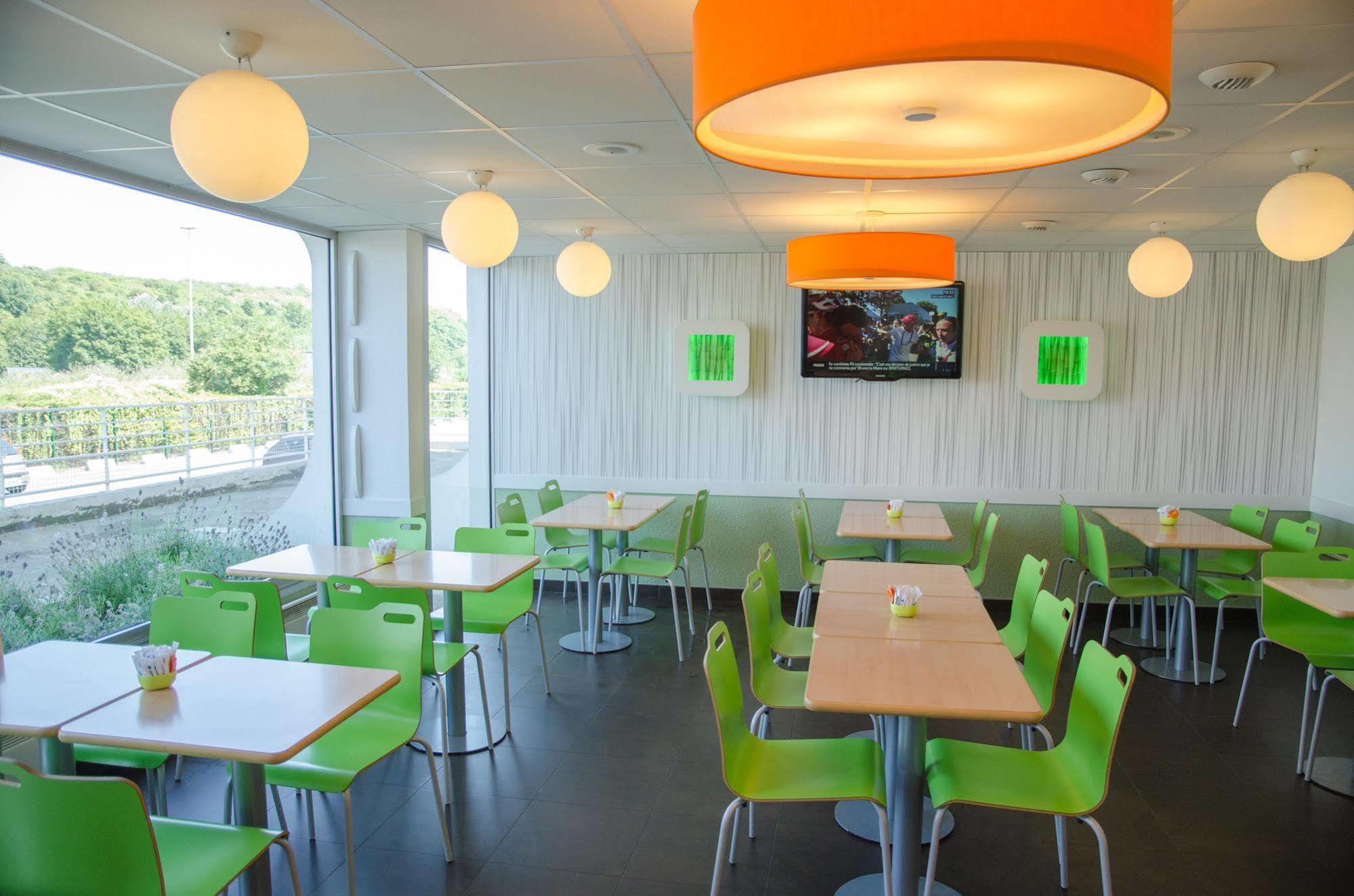 Ibis Budget Aeroport Le Bourget Garonor Le Blanc-Mesnil Exterior foto